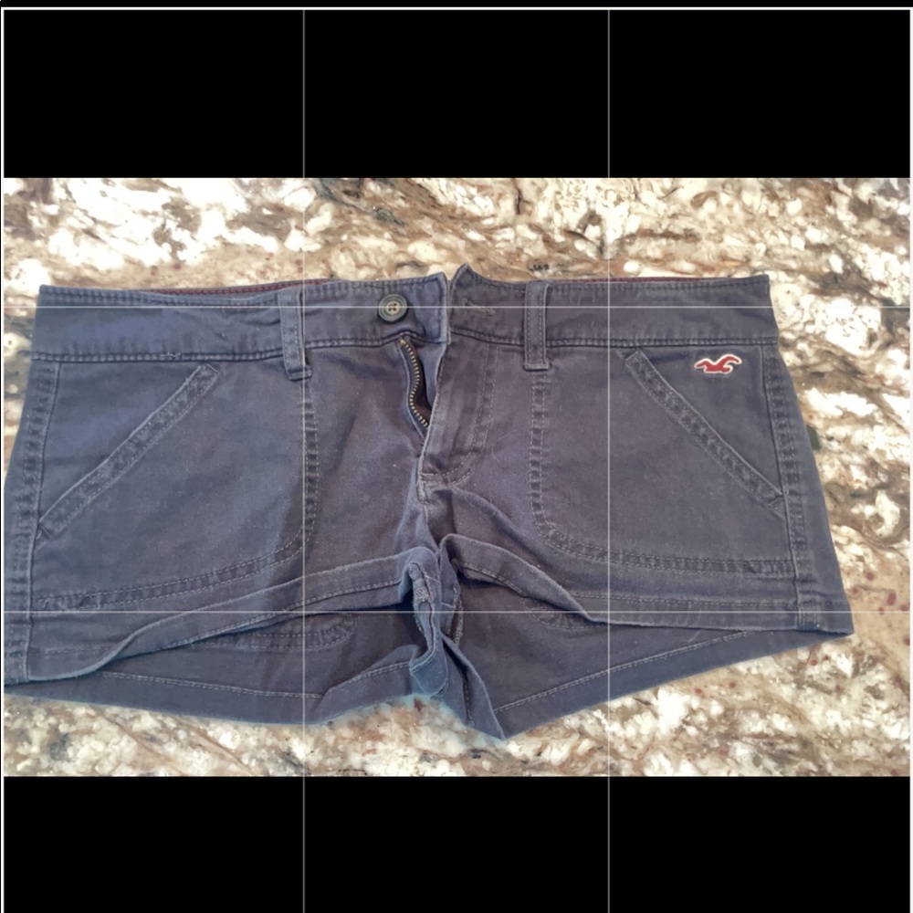 Hollister navy social stretch short size 7